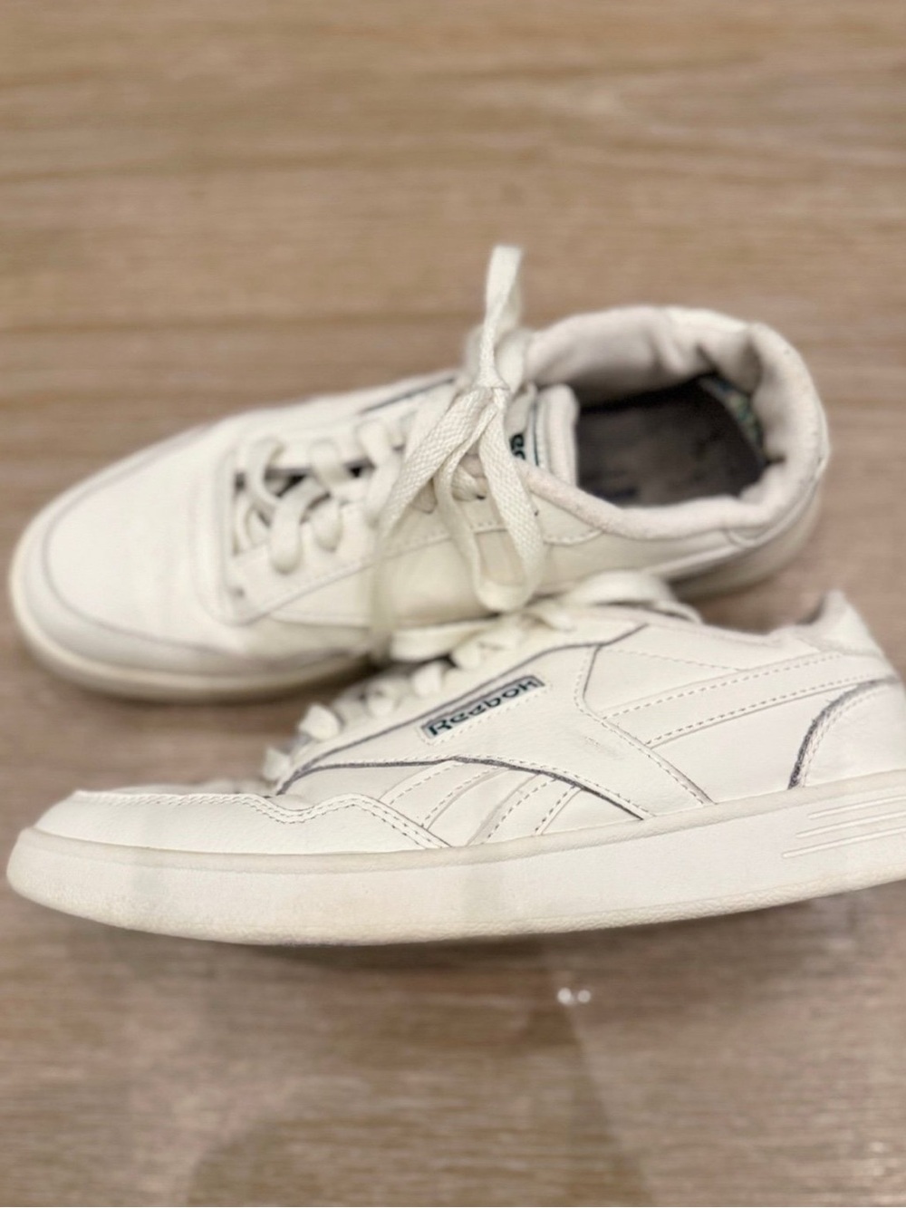 Reebok Court Advance white & green classic lace athletic sneakers shoes size 7